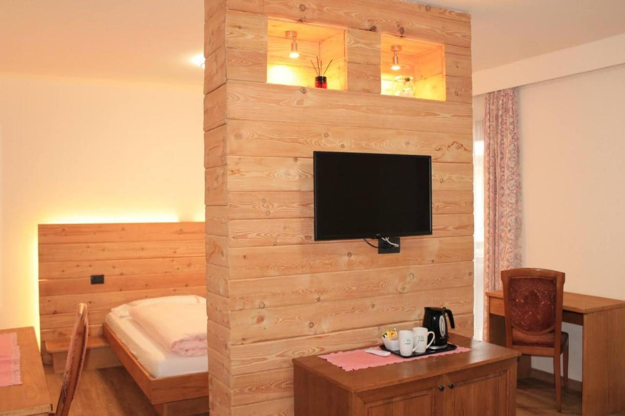 Hotel Carlone Breguzzo المظهر الخارجي الصورة