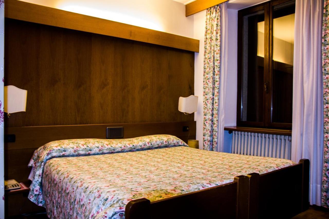 Hotel Carlone Breguzzo المظهر الخارجي الصورة