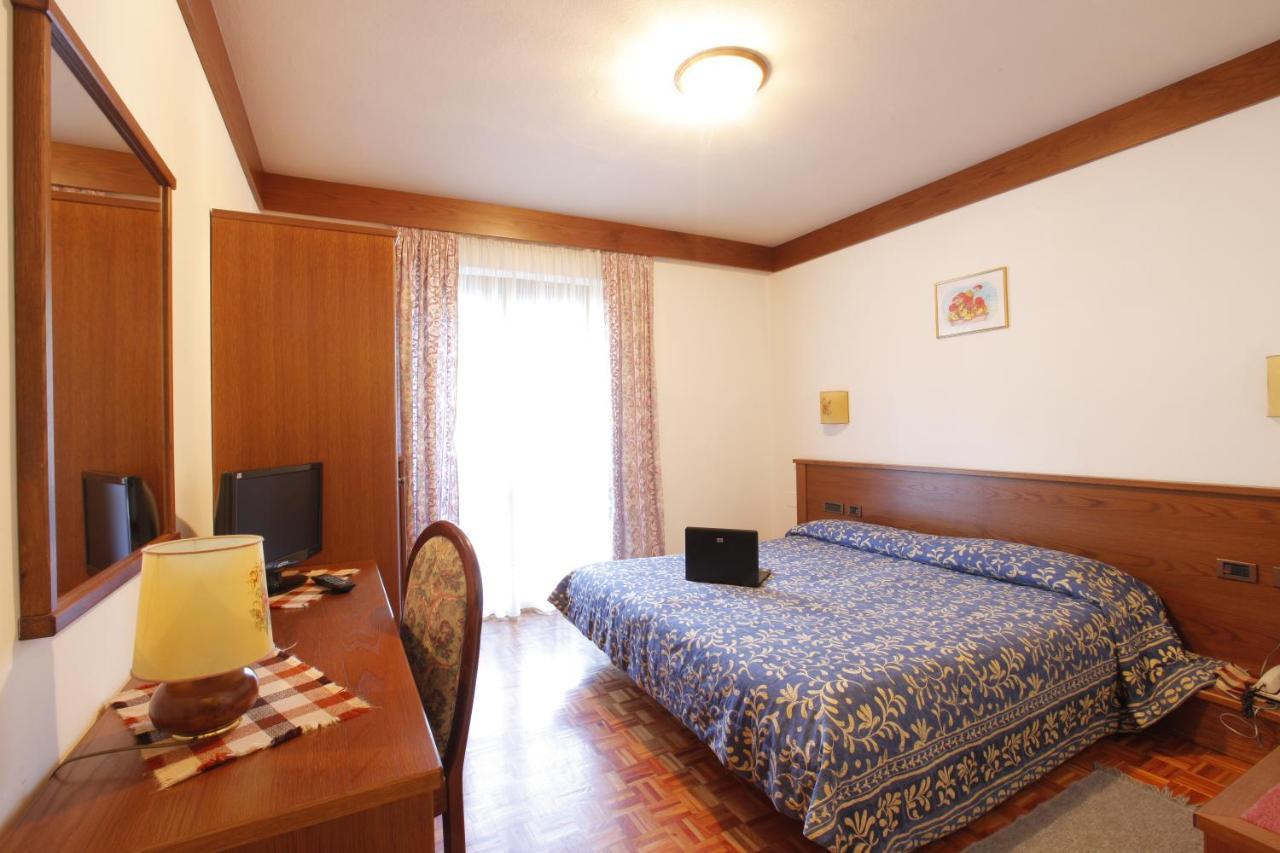 Hotel Carlone Breguzzo المظهر الخارجي الصورة